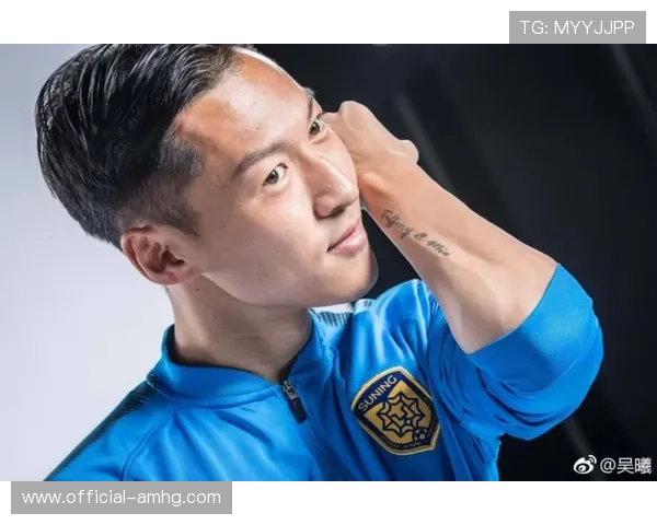 皇冠登1足球出租服务提供最专业的足球租赁体验，让您的运动之旅更加精彩纷呈