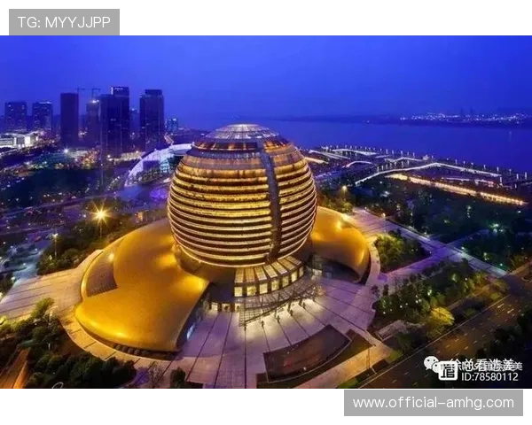 皇冠环球集团在全球旅游与休闲产业中的发展机遇与挑战分析 皇冠环球集团在全球旅游与休闲产业中的发展机遇与挑战分析